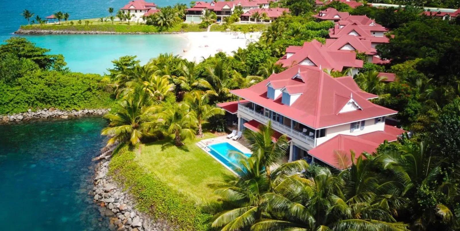 PRIVATE ESCAPE TOUR MAHE OR PRASLIN