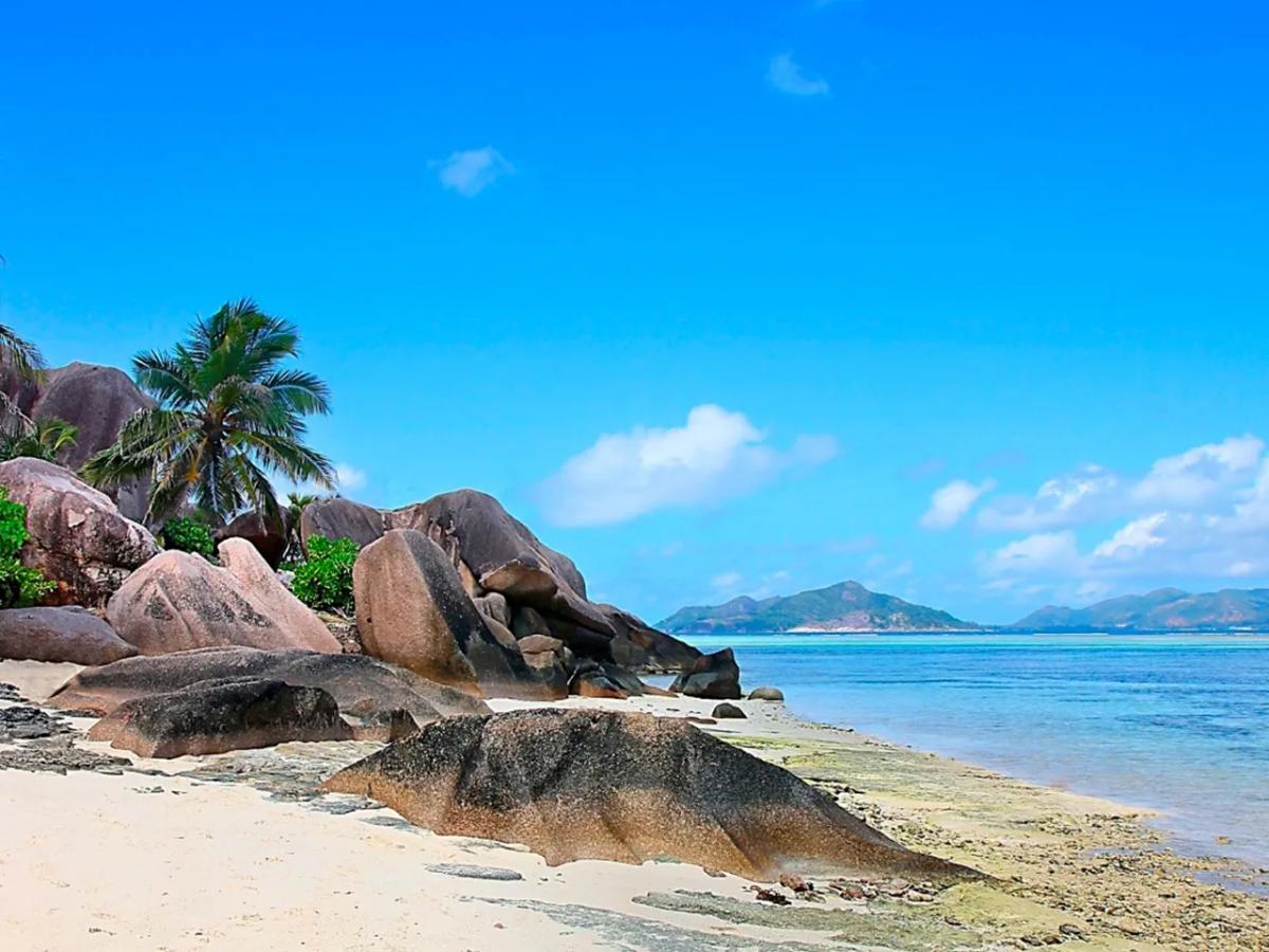 BoomBastic Chapters Seychelles - Which Seychelles islands are best for a holiday from June to September